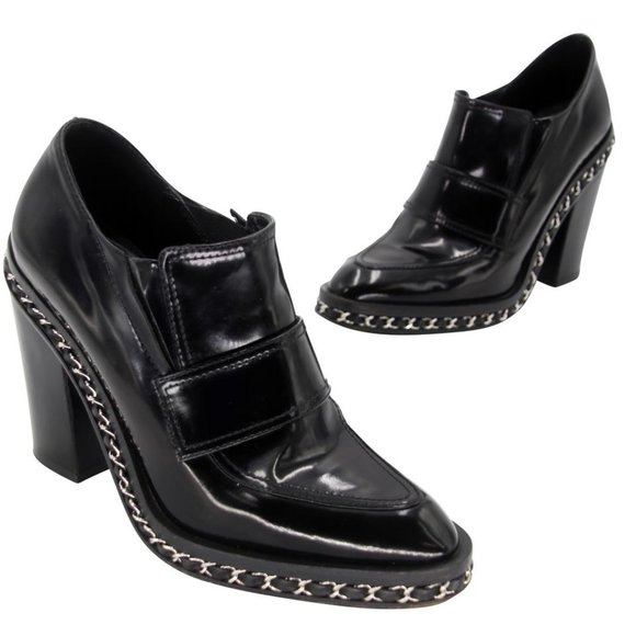 Chanel Signature Exotic Chain 38.5 Leather 2.55 Reissue Boots CC-0803N-0012 - Picture 3 of 11